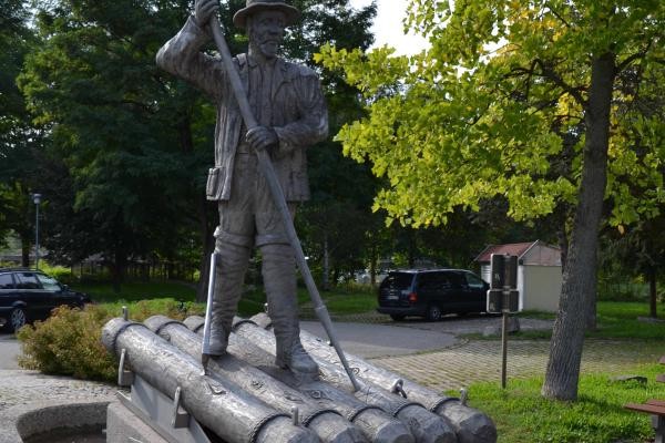 Flößer-Skulptur Flößer-Skulptur